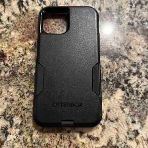Black otter box, iPhone 12